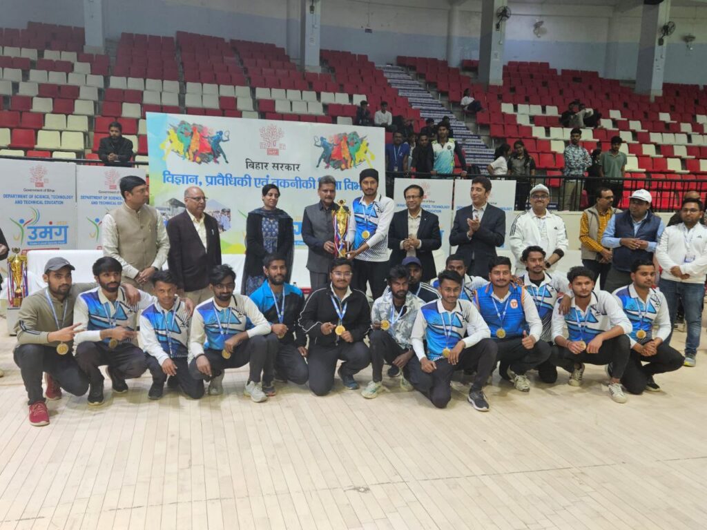 ‘उमंग-2026’: SIT सीतामढ़ी का दोहरा धमाका; क्रिकेट में जीता राज्य स्तरीय खिताब, रुद्र कुमार बने रेस के चैंपियन