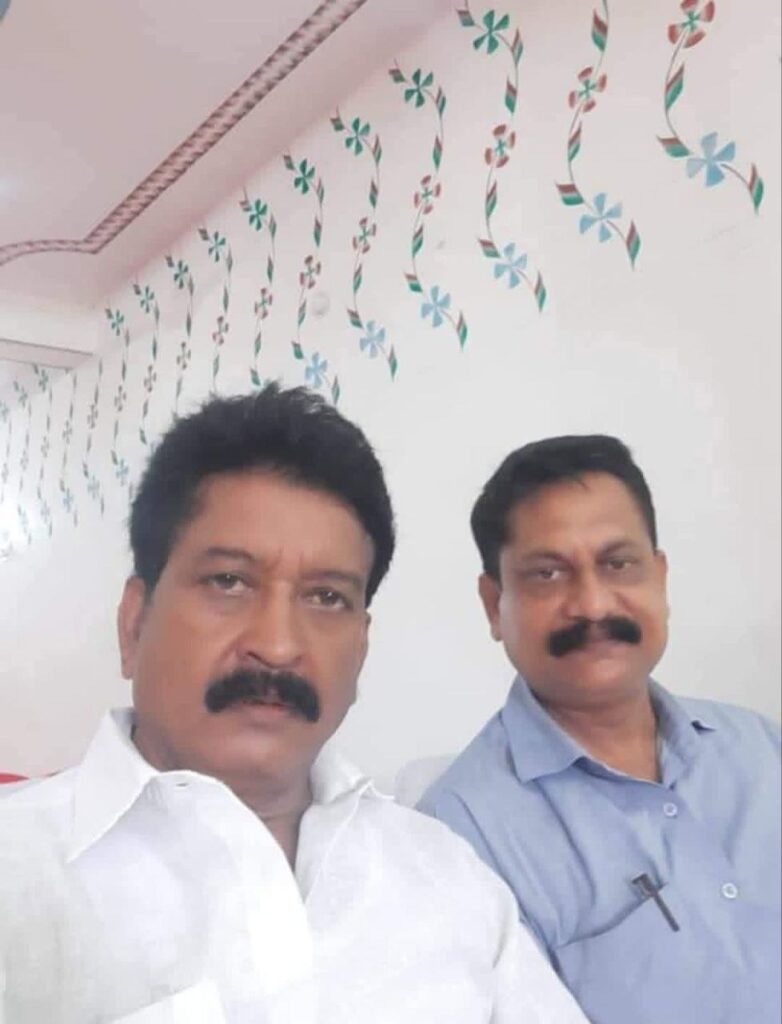 अजीज मित्र पोद्दार जी, मेरे शुभचिंतक, हृदयतल की गहराइयों से आभार व्यक्त करता हूँ,