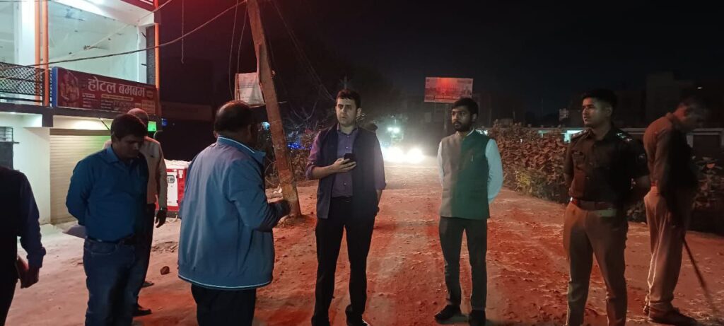 जिला पदाधिकारी श्री रिची पाण्डेय के प्रयासों से रिंग बांध रोड के कालीकरण सड़क निर्माण का मार्ग प्रशस्त