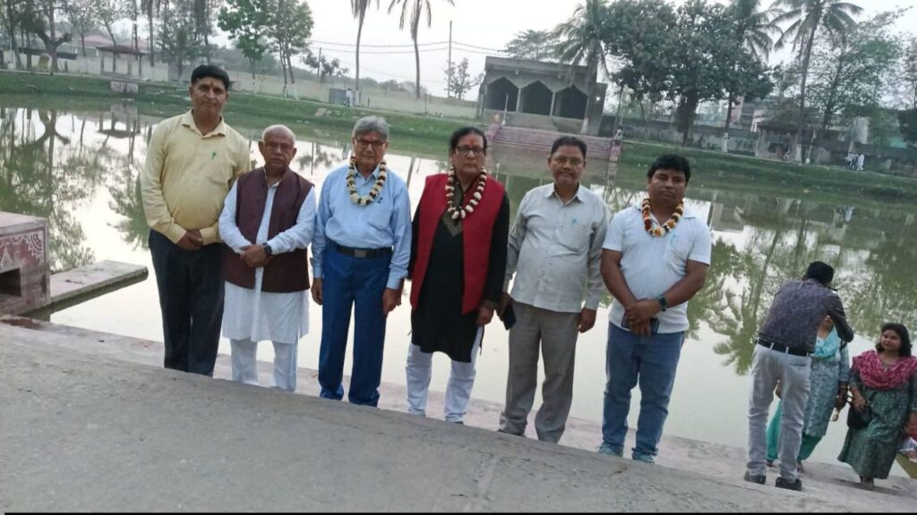 देश के नवगीतकारों का सीतामढ़ी पंच तीर्थ स्थल भ्रमण