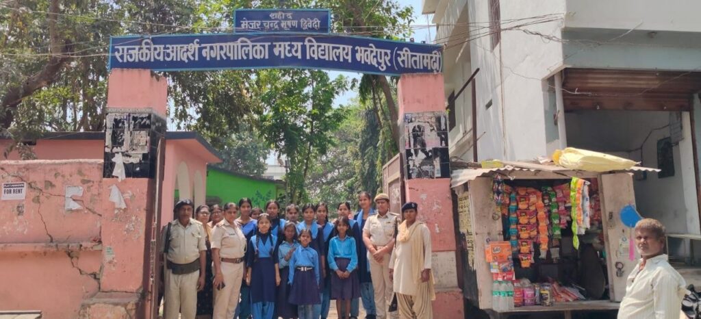 आज दिनांक-03.04.2026 को कन्हौली थाना परिसर में मजिस्ट्रेट की उपस्थिति में अलग-अलग कांडों में कुल 1258.89 लीटर देसी एवं विदेशी शराब का विधिवत् विनष्टिकरण किया गया।