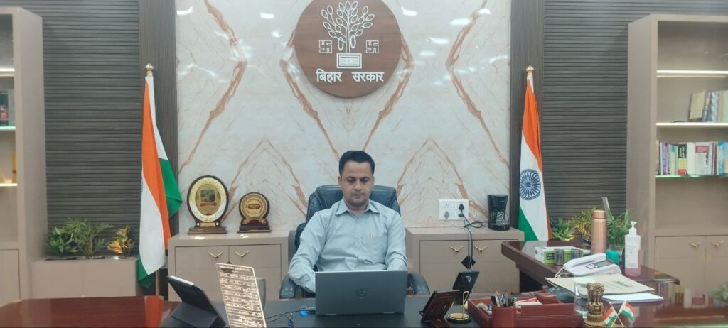 *जिलाधिकारी, आनंद शर्मा की अध्यक्षता में सहयोग शिविर पोर्टल में प्राप्त आवेदनों की हुई समीक्षा, ससमय एवं गुणवत्तापूर्ण निष्पादन का दिए निर्देश*