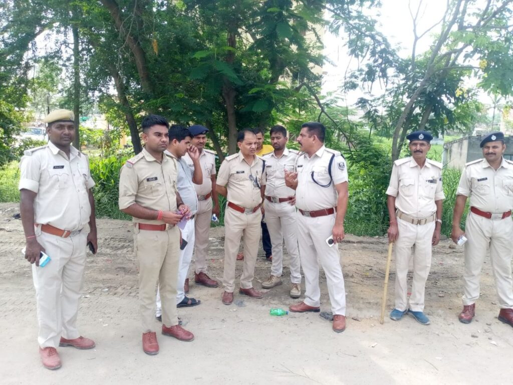 सीतामढ़ी में विशेष वाहन जांच अभियान, संदिग्धों की सघन चेकिंग