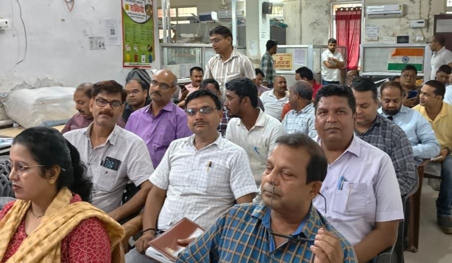 स्वास्थ्य सेवाओं में गुणवत्ता सुधार एवं नियमित मॉनिटरिंग पर जोर, सिविल सर्जन ने की विभिन्न स्वास्थ्य सूचकांकों की विस्तृत समीक्षा