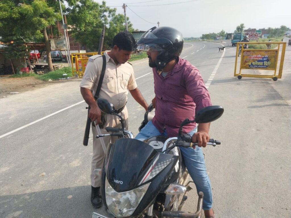 सीतामढ़ी पुलिस का अपराध नियंत्रण अभियान तेज, जिलेभर में चलाया जा रहा सघन वाहन जांच अभियान