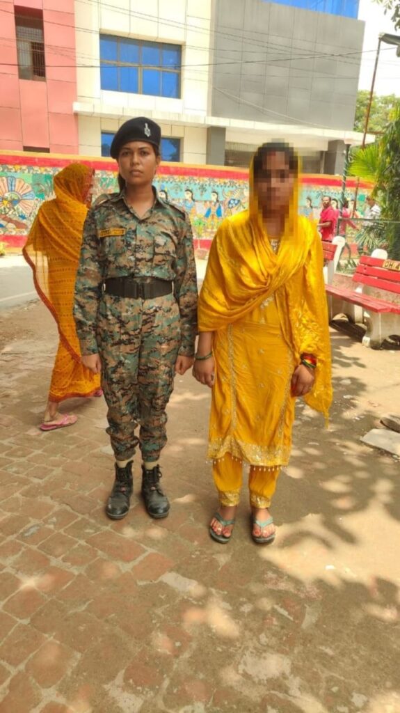 सीतामढ़ी: पुनौरा थाना पुलिस की कार्रवाई, 5 गैर-जमानती वारंटियों को किया गिरफ्तार