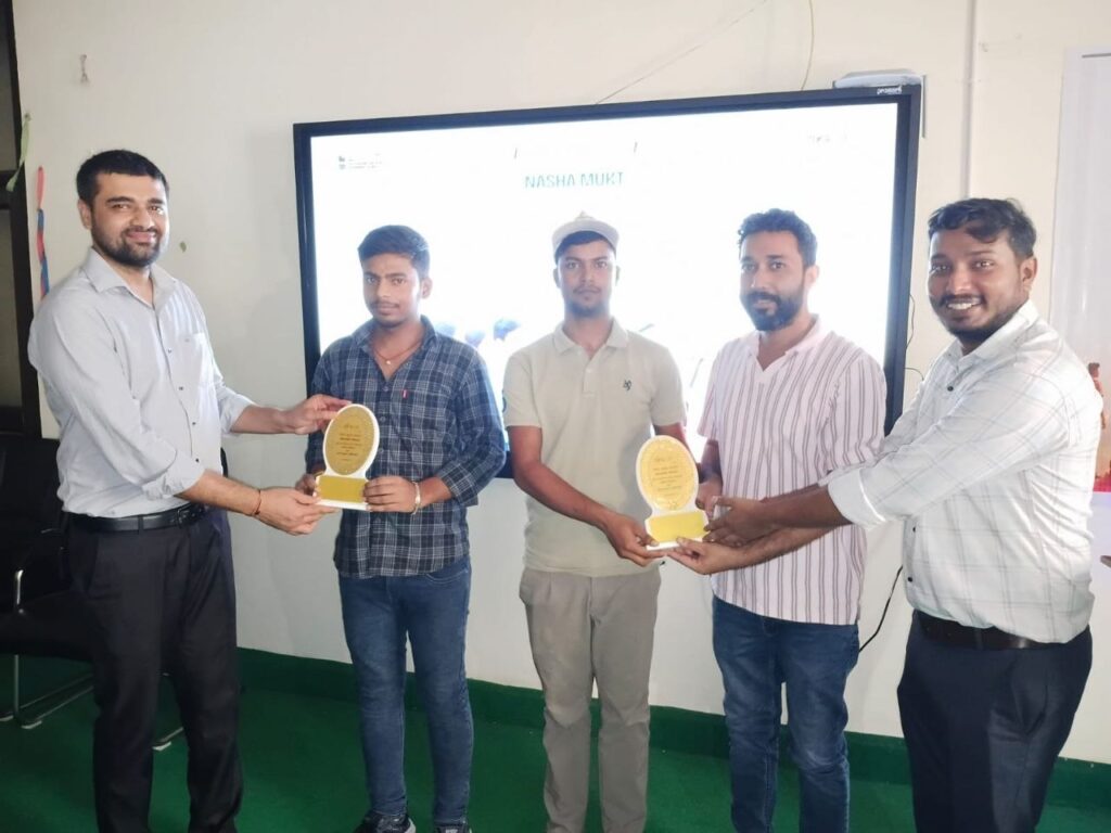 SIT सीतामढ़ी में इंडक्शन कार्यक्रम, योग और संवाद के साथ हुआ नवागंतुक छात्रों का स्वागत