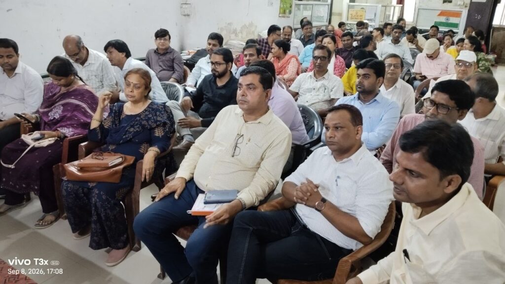 सीतामढ़ी में स्वास्थ्य विभाग की मासिक समीक्षा बैठक, योजनाओं की प्रगति पर मंथन