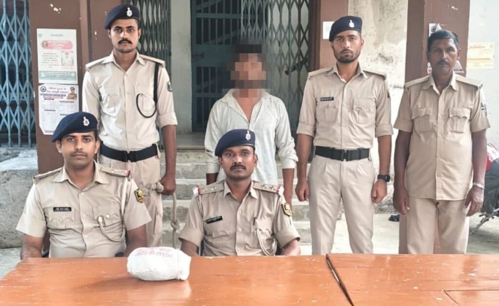 कन्हौली थानाः अवैध मादक पदार्थ के साथ 01 अभियुक्त गिरफ्तार