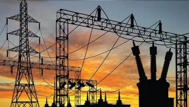 यूपी में 24 घंटे में 3,738 मेगावाट बढ़ी बिजली की मांग, रिजर्व शटडाउन से बिजली इकाइयों को किया गया बाहर
